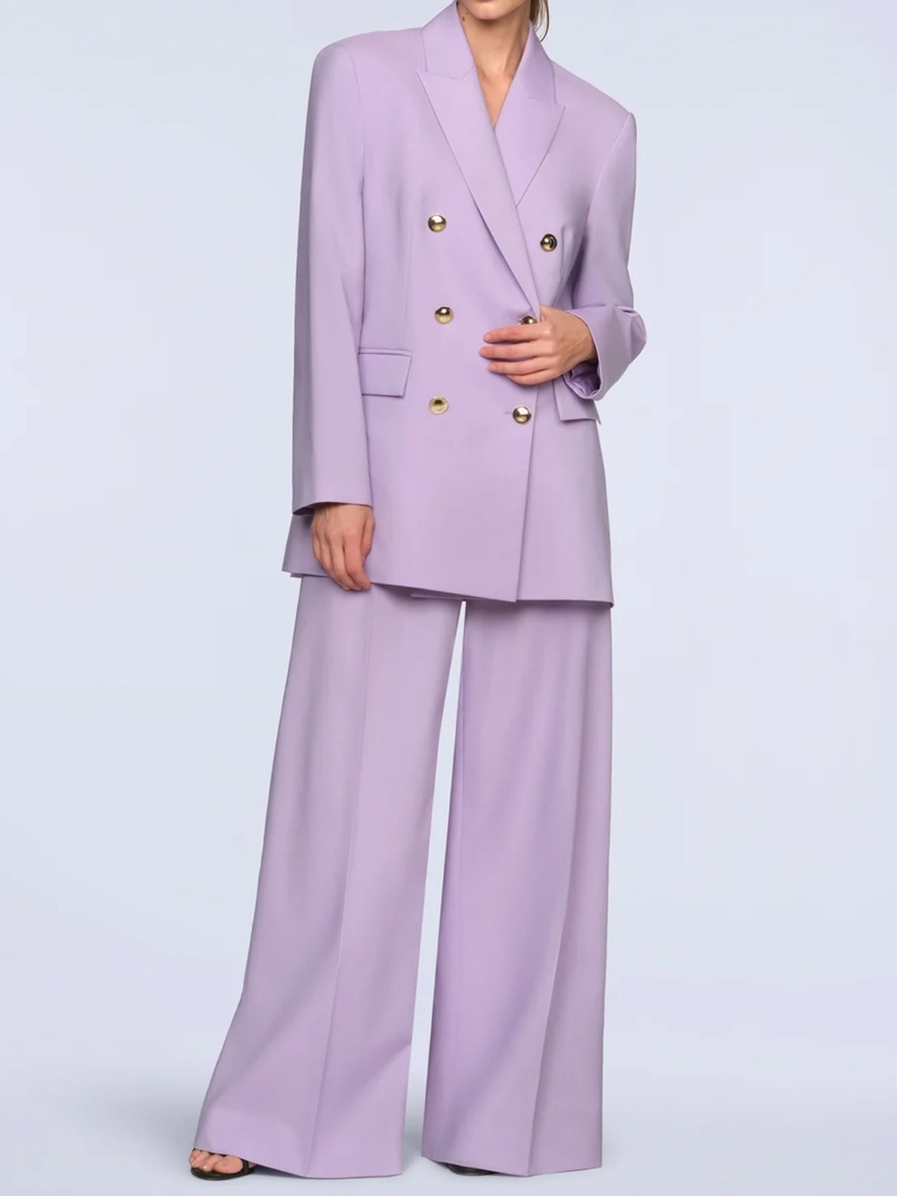 BCBG MAXAZRIA Lavender suit NWT